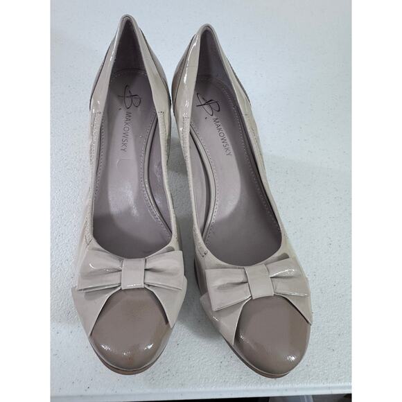 "B. Makowsky" Chunky Heel, Slip On Pumps,Bow On fronts,Almost Brand New,Office - Picture 8 of 10